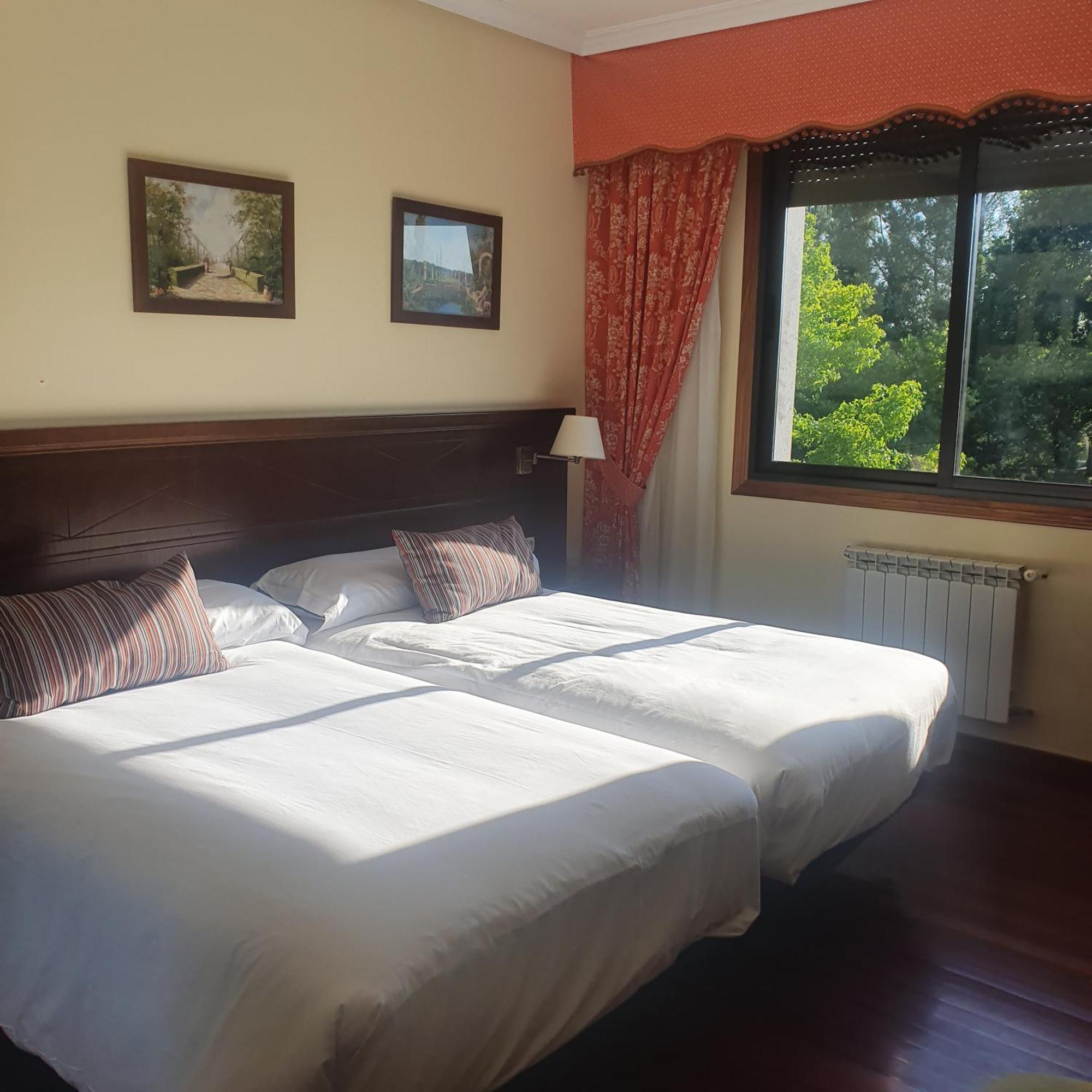 Hotel Pazo de Monterrei Ourense Habitación foto