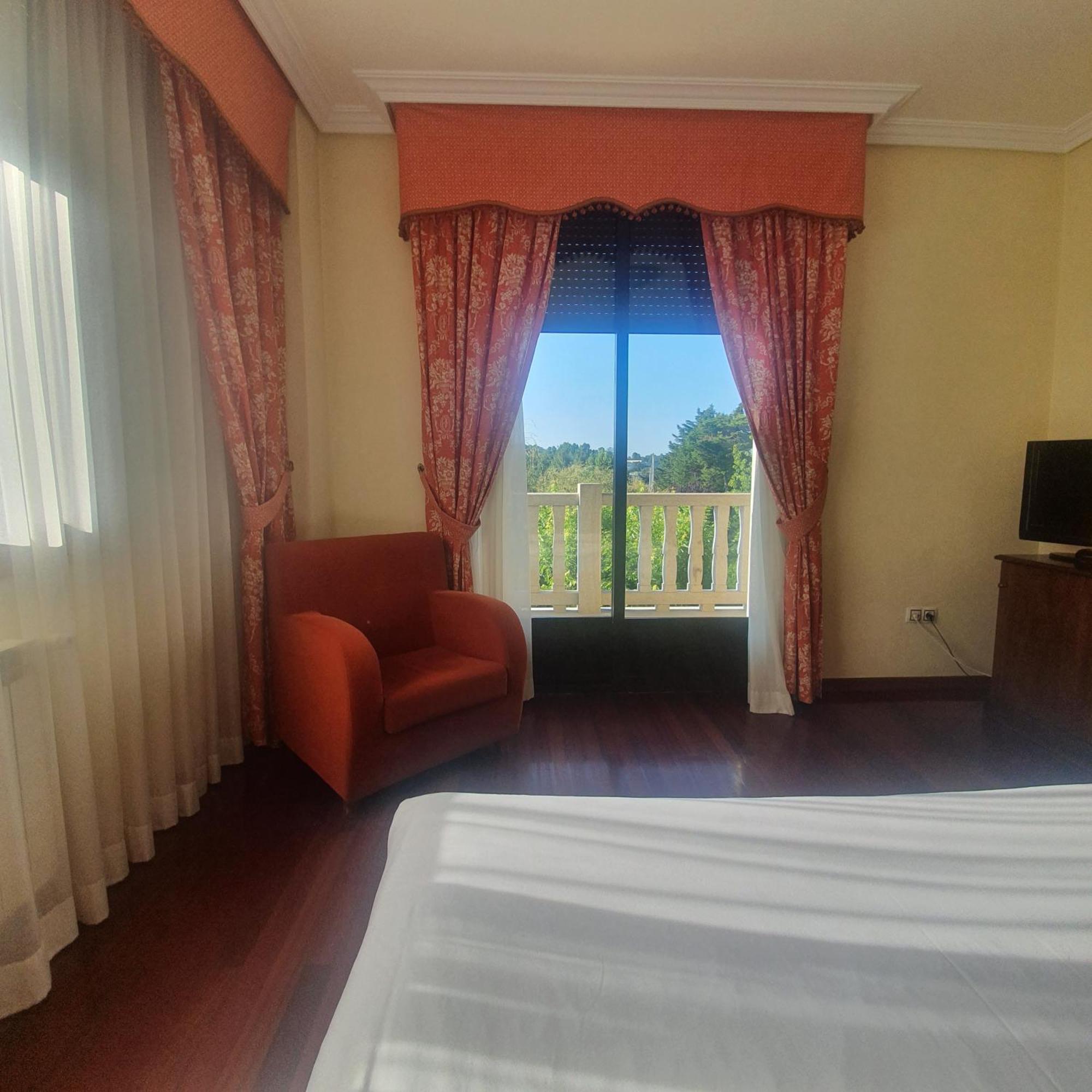 Hotel Pazo de Monterrei Ourense Habitación foto